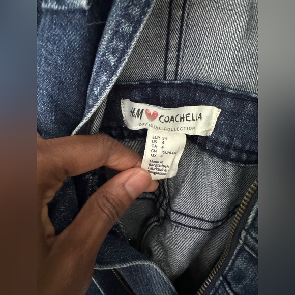 H&M x Coachella Denim Overalls - Picture 5 of 8